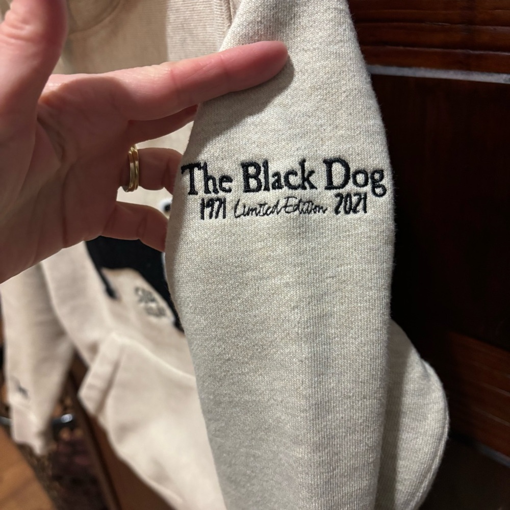 The Black Dog Cream Hoodie with Black Emblem - Picture 4 of 7